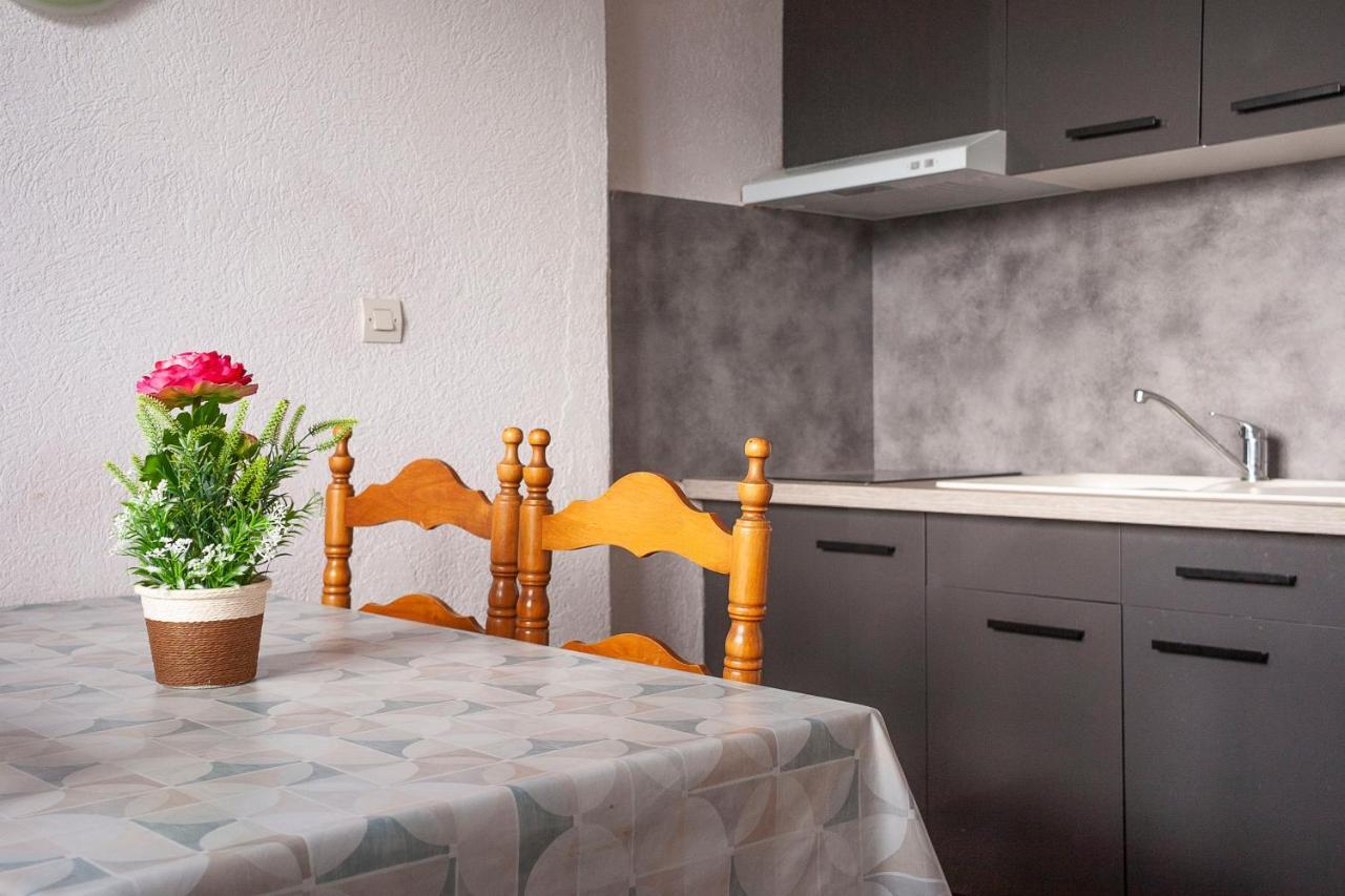 Le Catalan - Hotel Et Appartements Mont-Louis Buitenkant foto