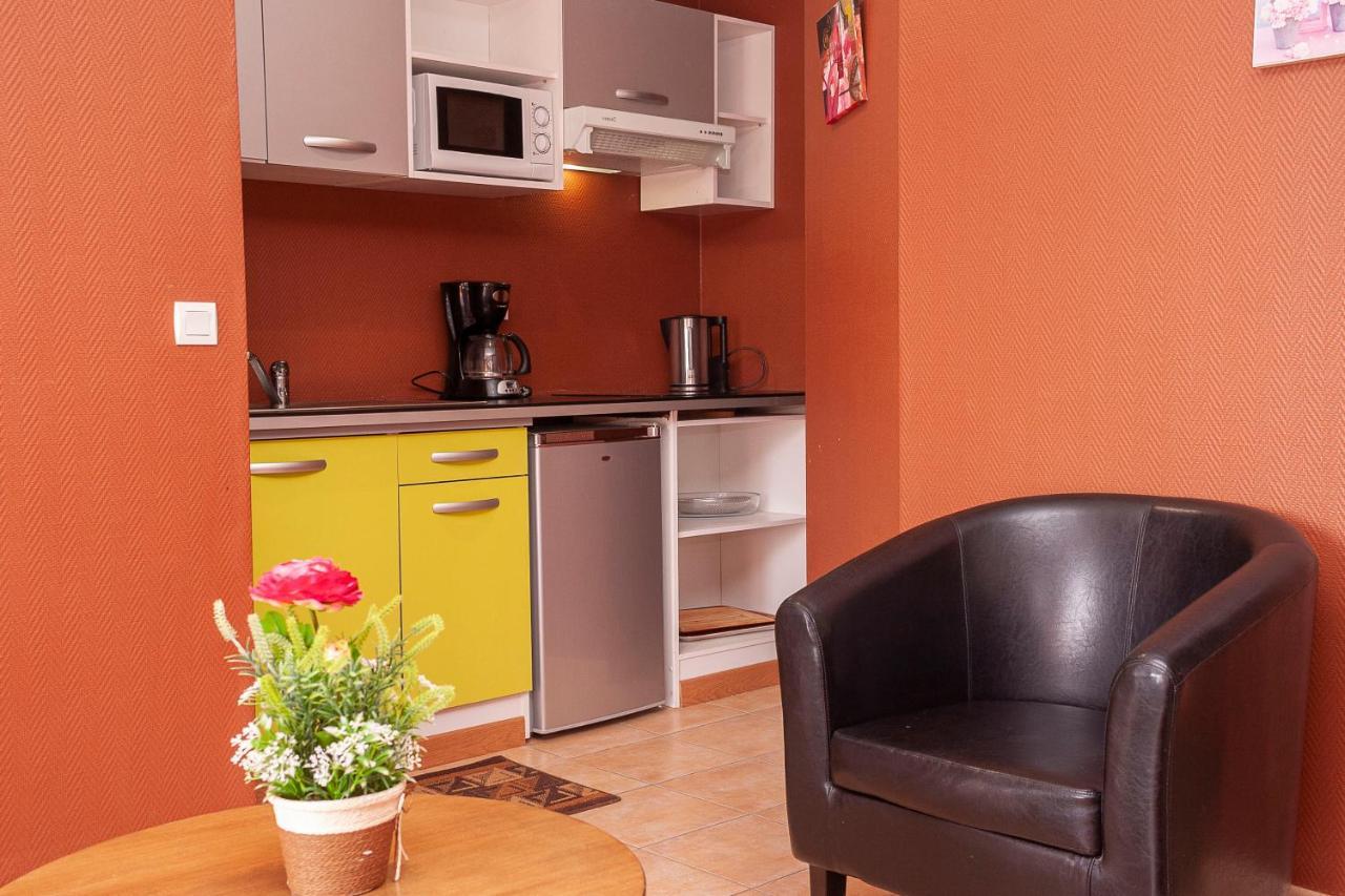 Le Catalan - Hotel Et Appartements Mont-Louis Buitenkant foto