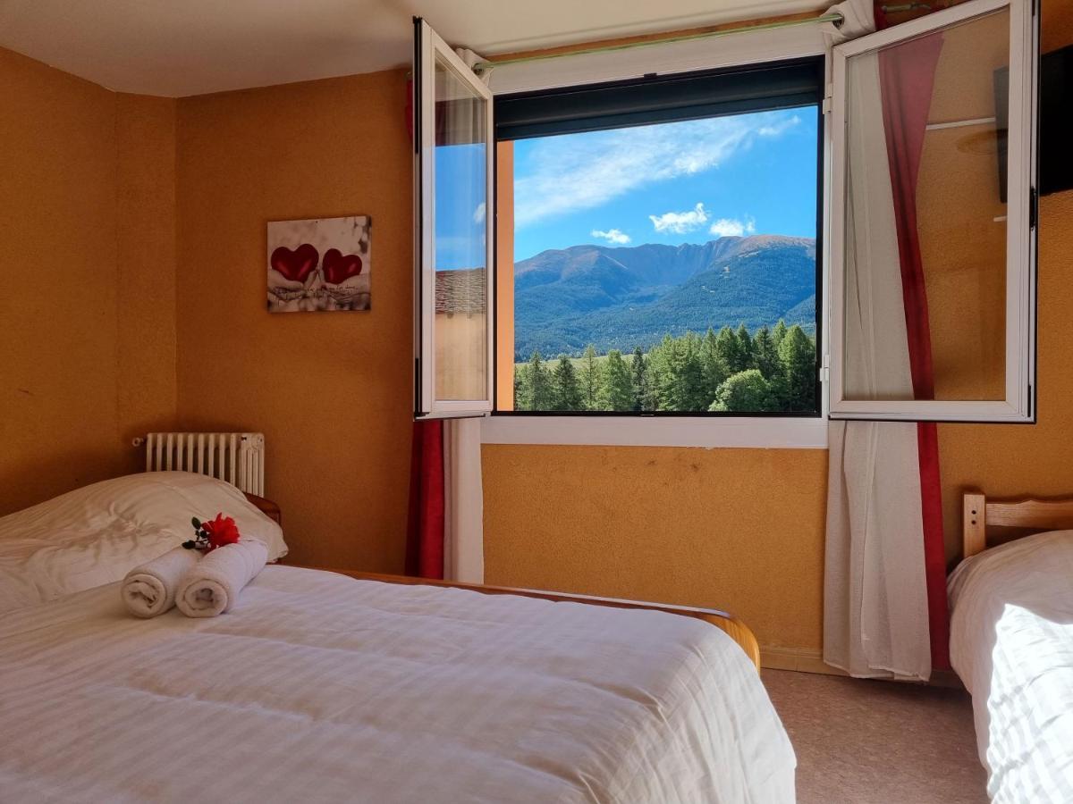 Le Catalan - Hotel Et Appartements Mont-Louis Buitenkant foto