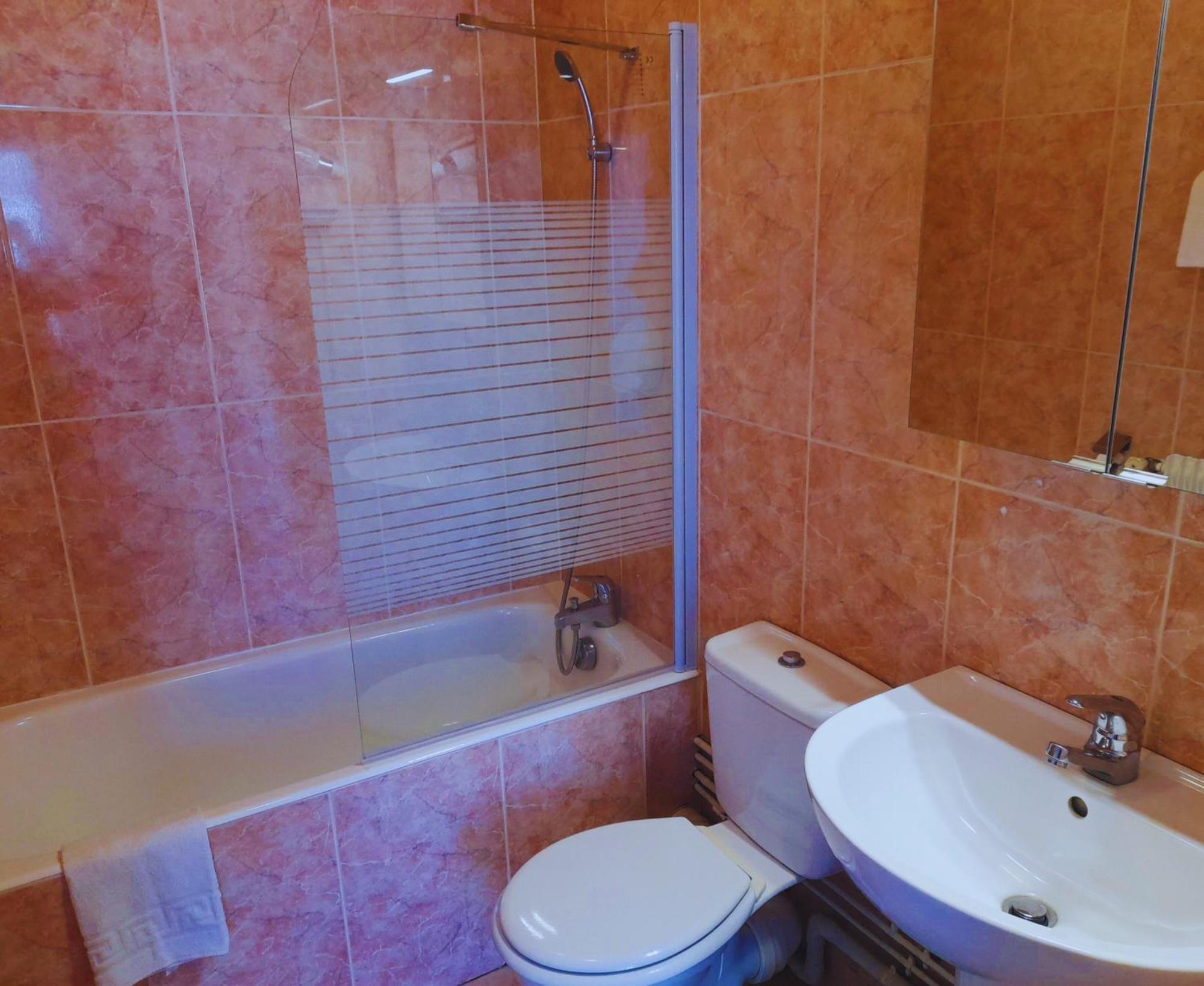 Le Catalan - Hotel Et Appartements Mont-Louis Buitenkant foto